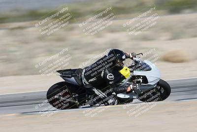 media/Jan-15-2026-Racers Edge (Thu) [[dfebeb70ab]]/2-A Group/Session 3 (Turn 15 Inside Pans)/